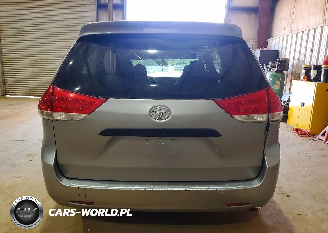 2011 Toyota Sienna Base 7-Passenger VIN:5TDKA3DC0BS006067 - 6