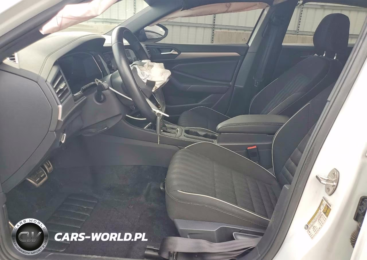 2024 Volkswagen Jetta Sport VIN:3VWBM7BUXRM078993 - 7