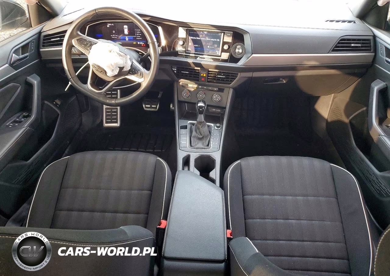 2024 Volkswagen Jetta Sport VIN:3VWBM7BUXRM078993 - 8