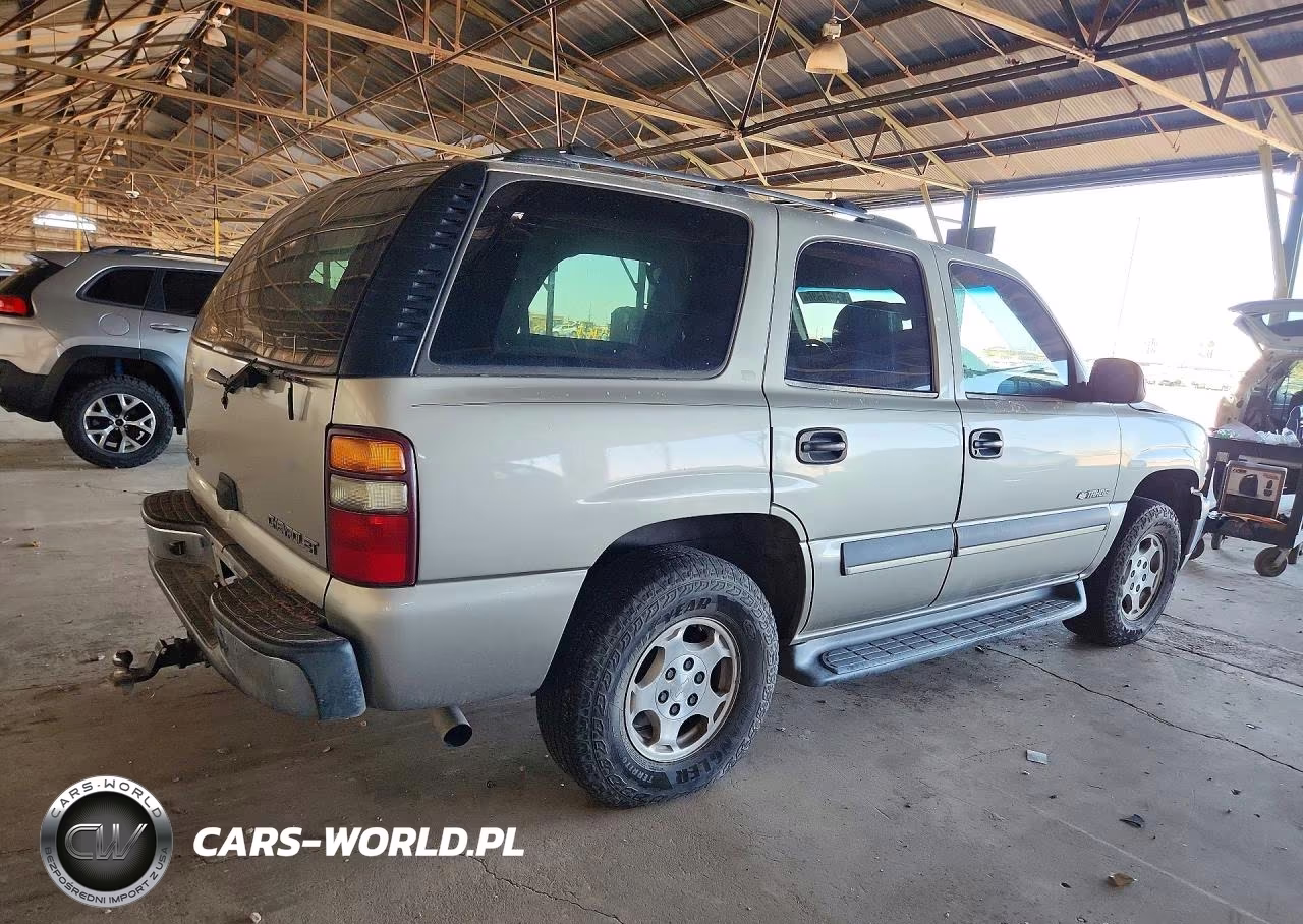 2002 Chevrolet Tahoe C1500 VIN:1GNEC13Z92R227044 - 3