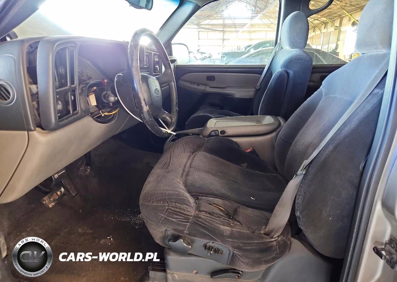 2002 Chevrolet Tahoe C1500 VIN:1GNEC13Z92R227044 - 7