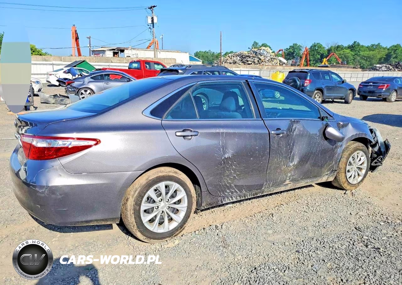 2016 Toyota Camry Le VIN:4T4BF1FK9GR564191 - 3