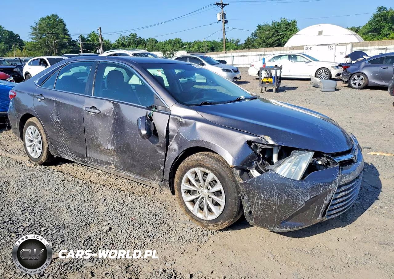 2016 Toyota Camry Le VIN:4T4BF1FK9GR564191 - 4