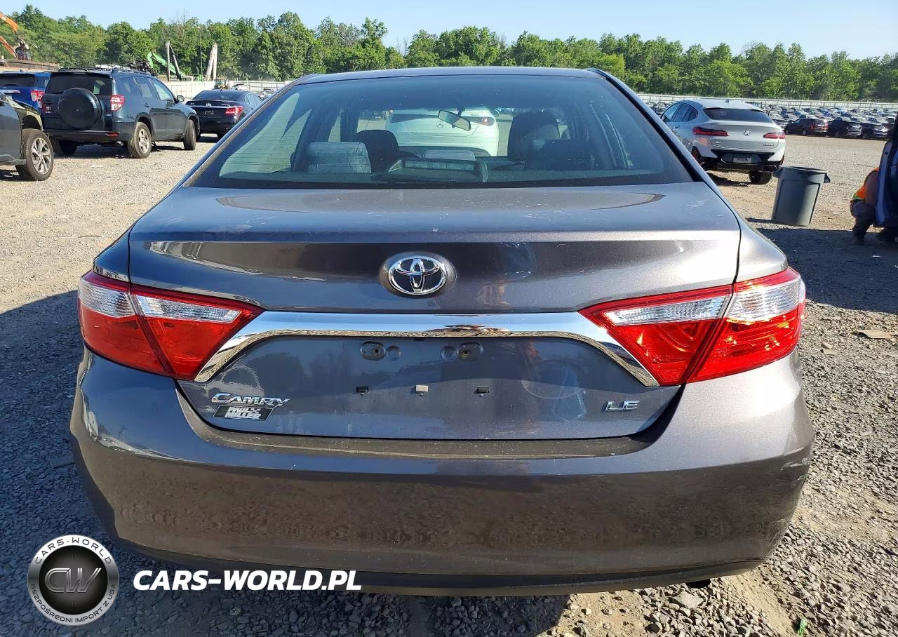 2016 Toyota Camry Le VIN:4T4BF1FK9GR564191 - 6