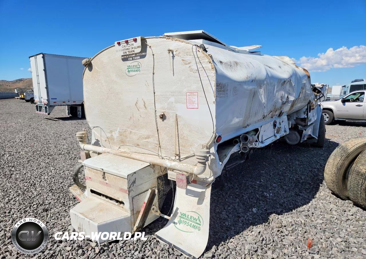 2026 Freightliner Business Class M2 Water Truck VIN:3ALHCYFE6TDWG3452 - 4