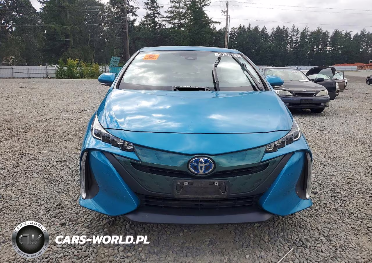 2018 Toyota Prius Prime Premium VIN:JTDKARFP8J3077018 - 5