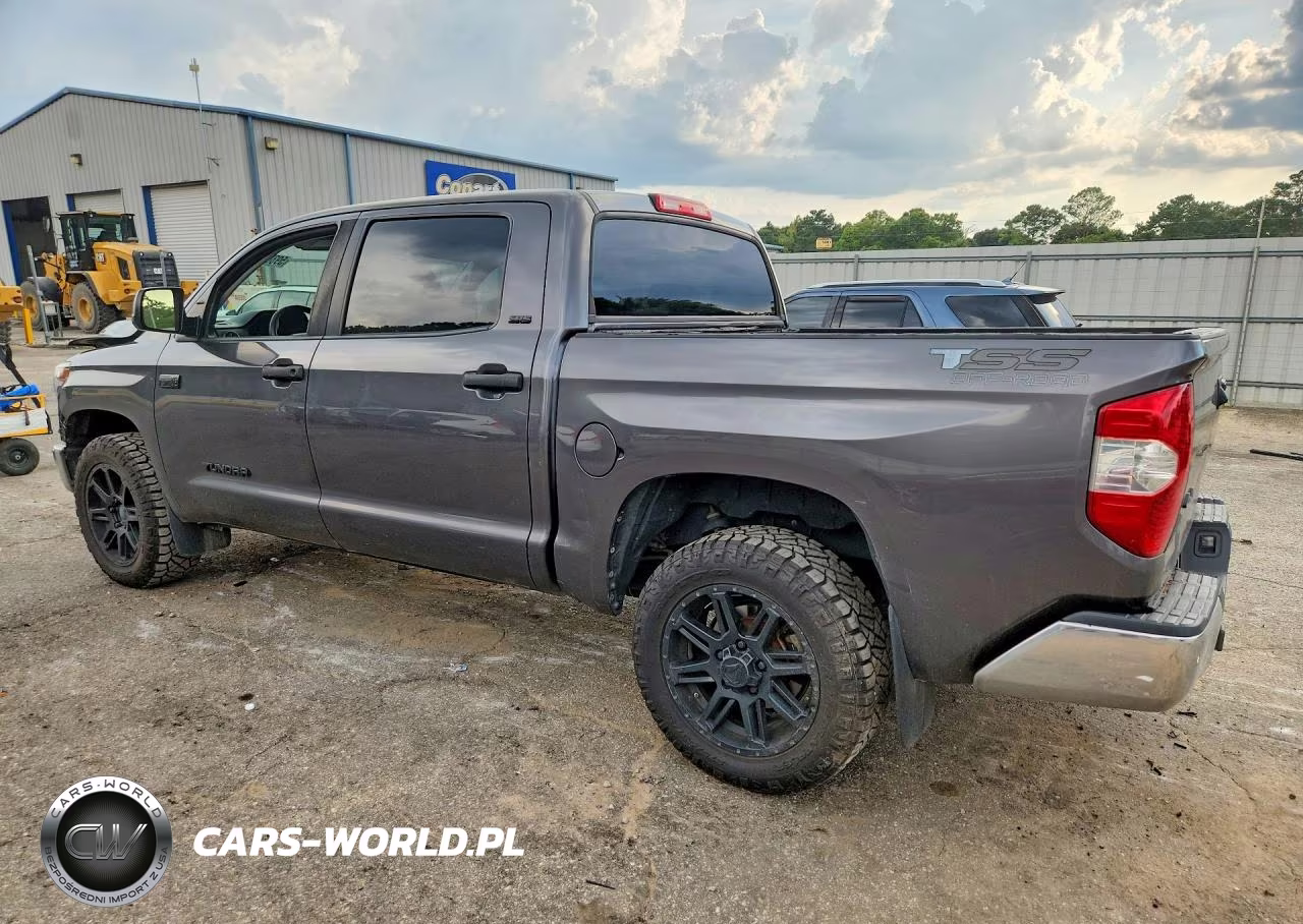 2018 Toyota Tundra Crewmax Sr5 VIN:5TFDW5F11JX751582 - 2