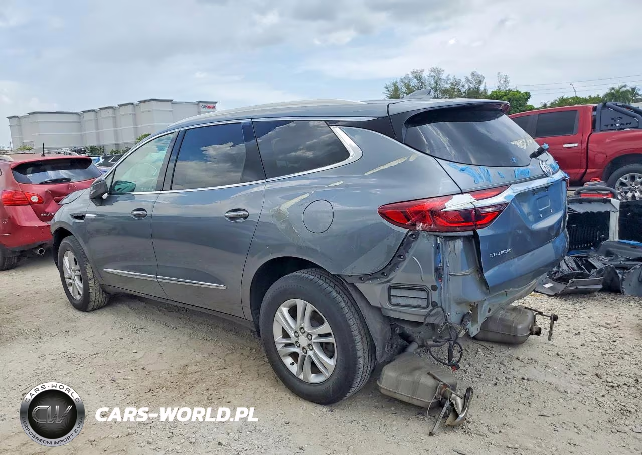 2018 Buick Enclave Essence VIN:5GAERBKW5JJ138560 - 2