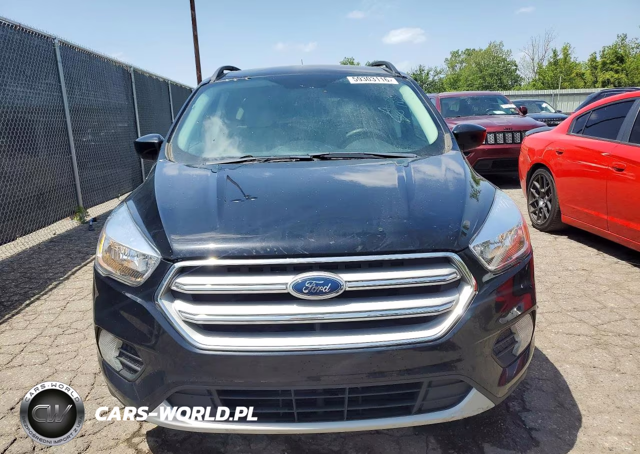 2018 Ford Escape Se VIN:1FMCU9GDXJUC38362 - 5