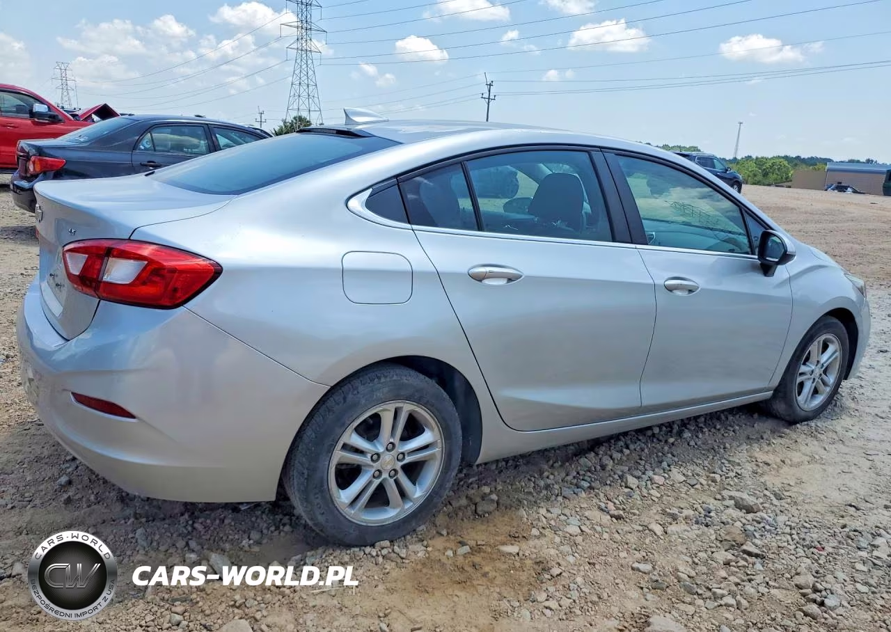 2017 Chevrolet Cruze Lt Auto VIN:1G1BE5SM2H7279373 - 3