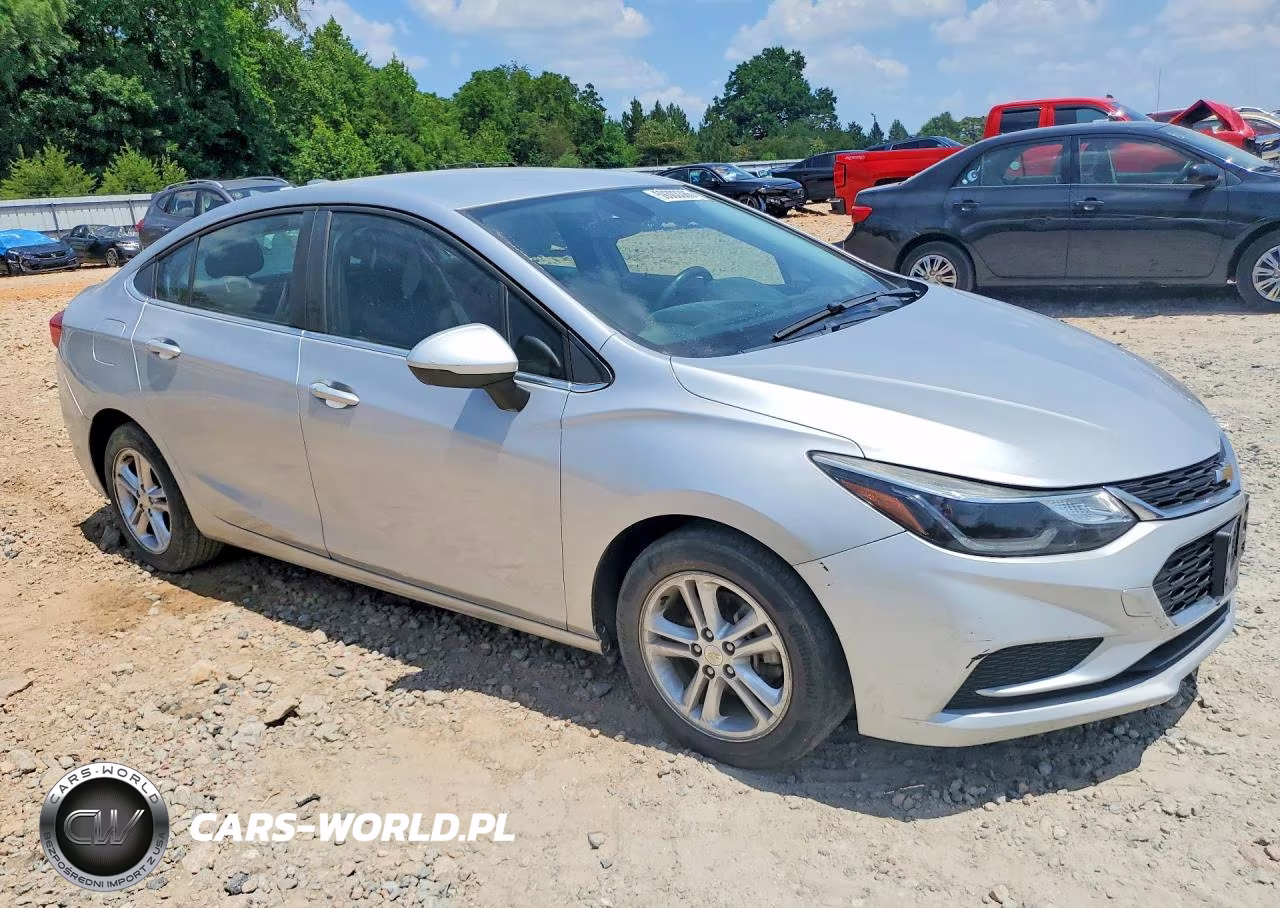 2017 Chevrolet Cruze Lt Auto VIN:1G1BE5SM2H7279373 - 4