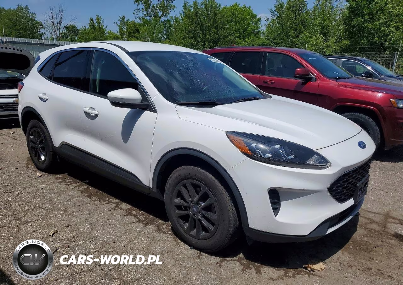 2020 Ford Escape Se VIN:1FMCU9G66LUC66924 - 4