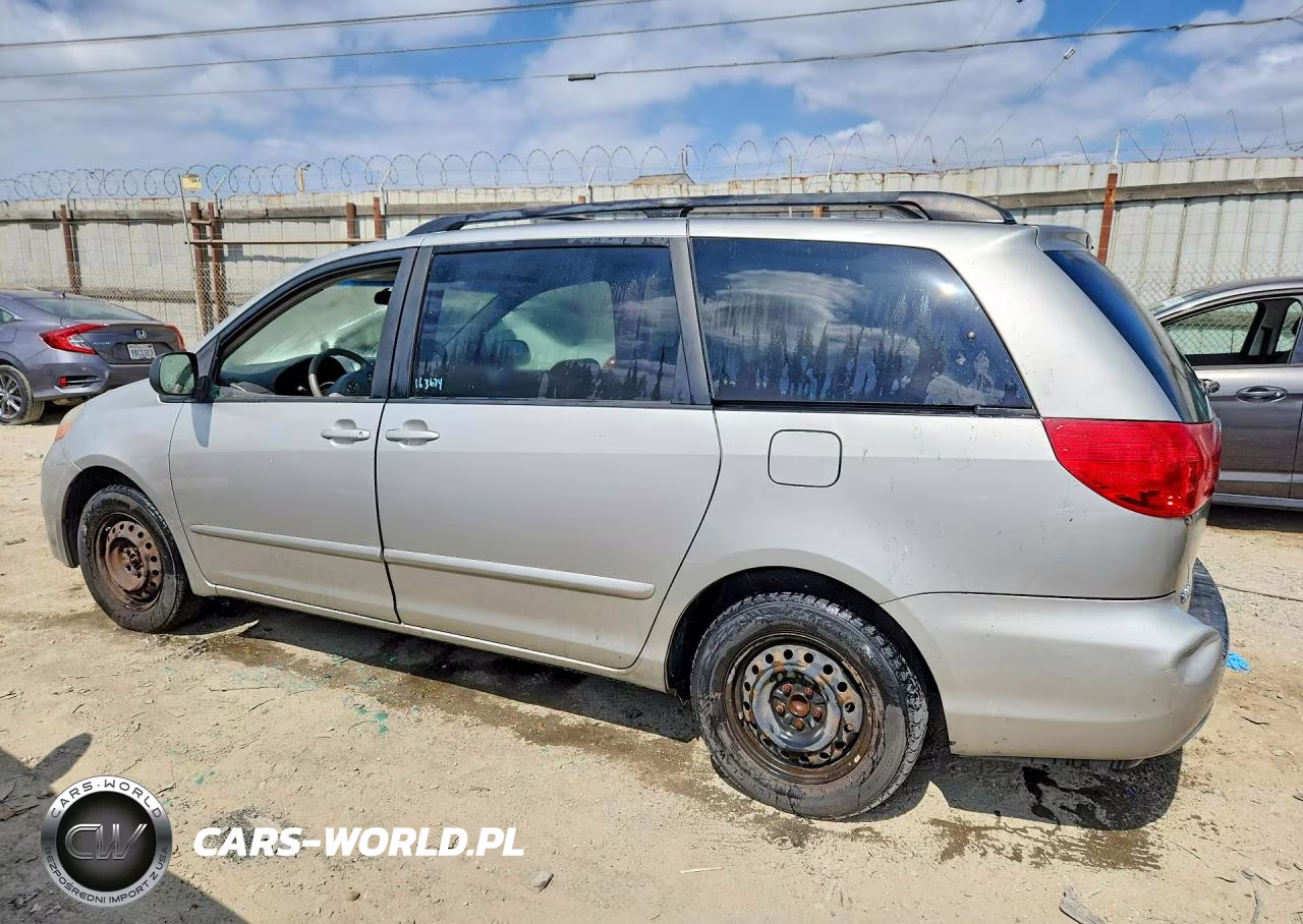 2008 Toyota Sienna Le 7-Passenger VIN:5TDZK23C88S200457 - 2