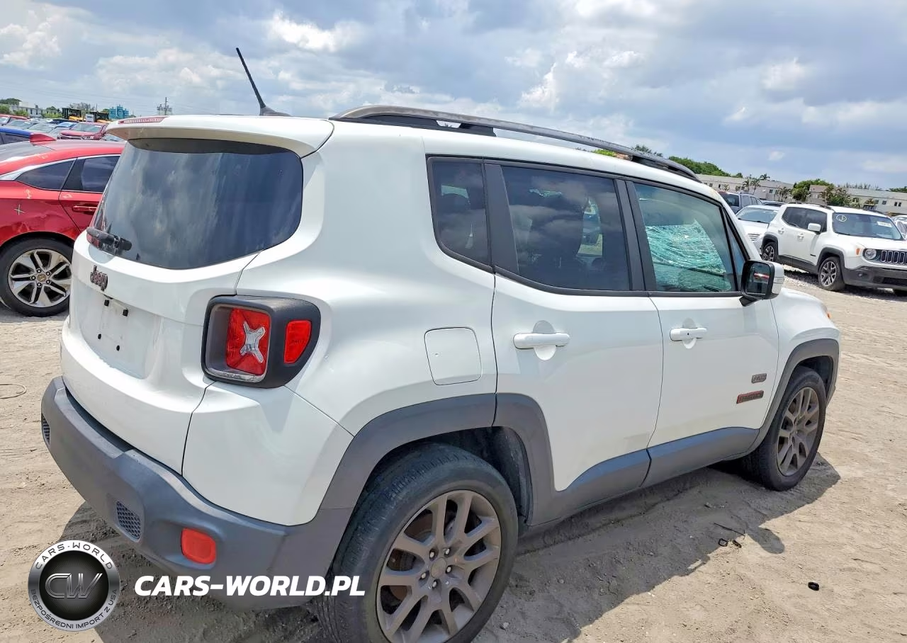 2016 Jeep Renegade Latitude VIN:ZACCJABT2GPD02952 - 3