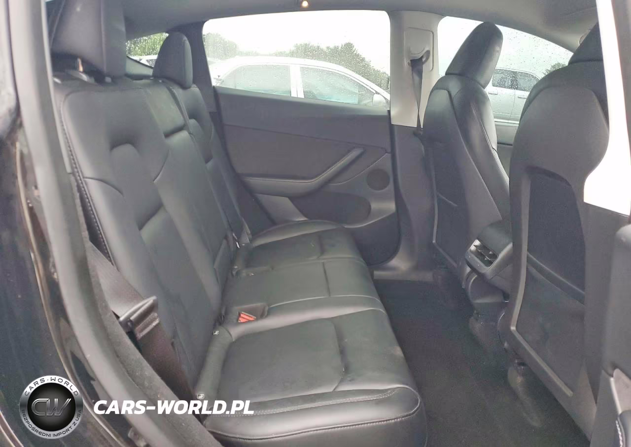 2022 Tesla Model Y VIN:7SAYGDEE1NA006618 - 10