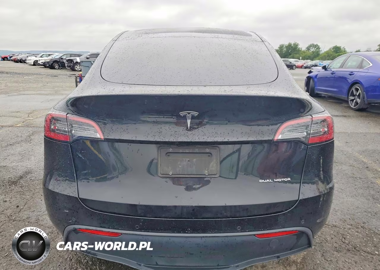 2022 Tesla Model Y VIN:7SAYGDEE1NA006618 - 6