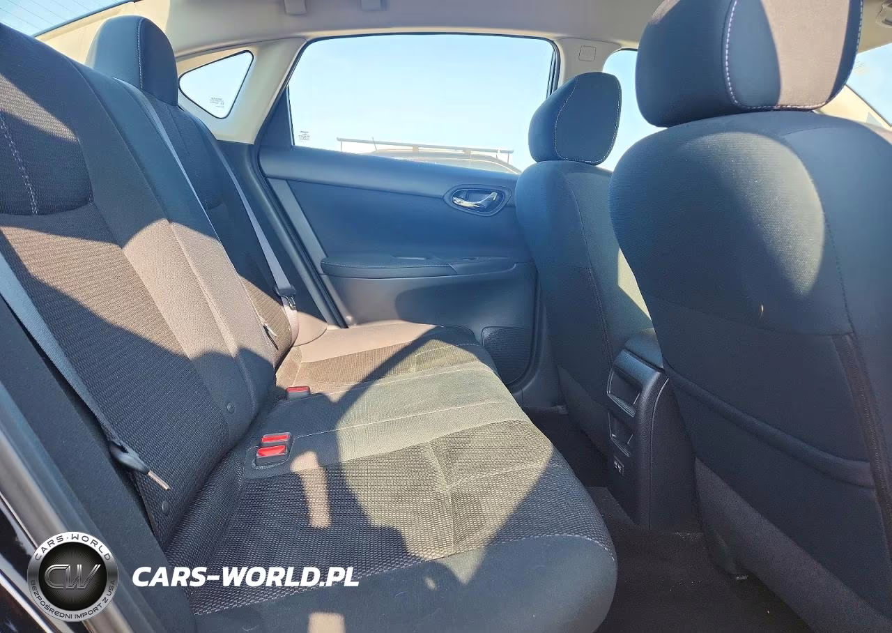 2017 Nissan Sentra S VIN:3N1AB7AP8HY379661 - 10