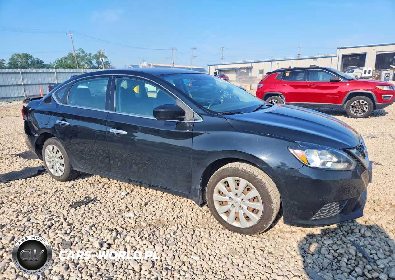 2017 Nissan Sentra S VIN:3N1AB7AP8HY379661 - 4