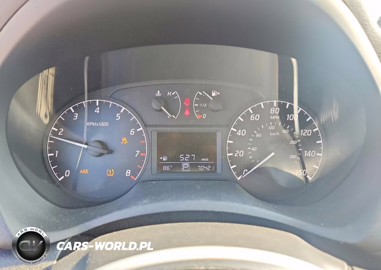 2017 Nissan Sentra S VIN:3N1AB7AP8HY379661 - 9