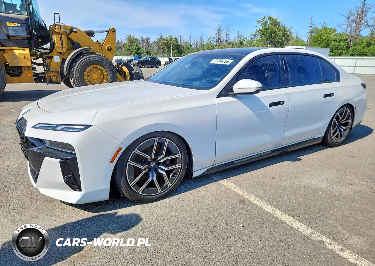 2024 BMW 760 Xi – zdjęcie 1 z 12