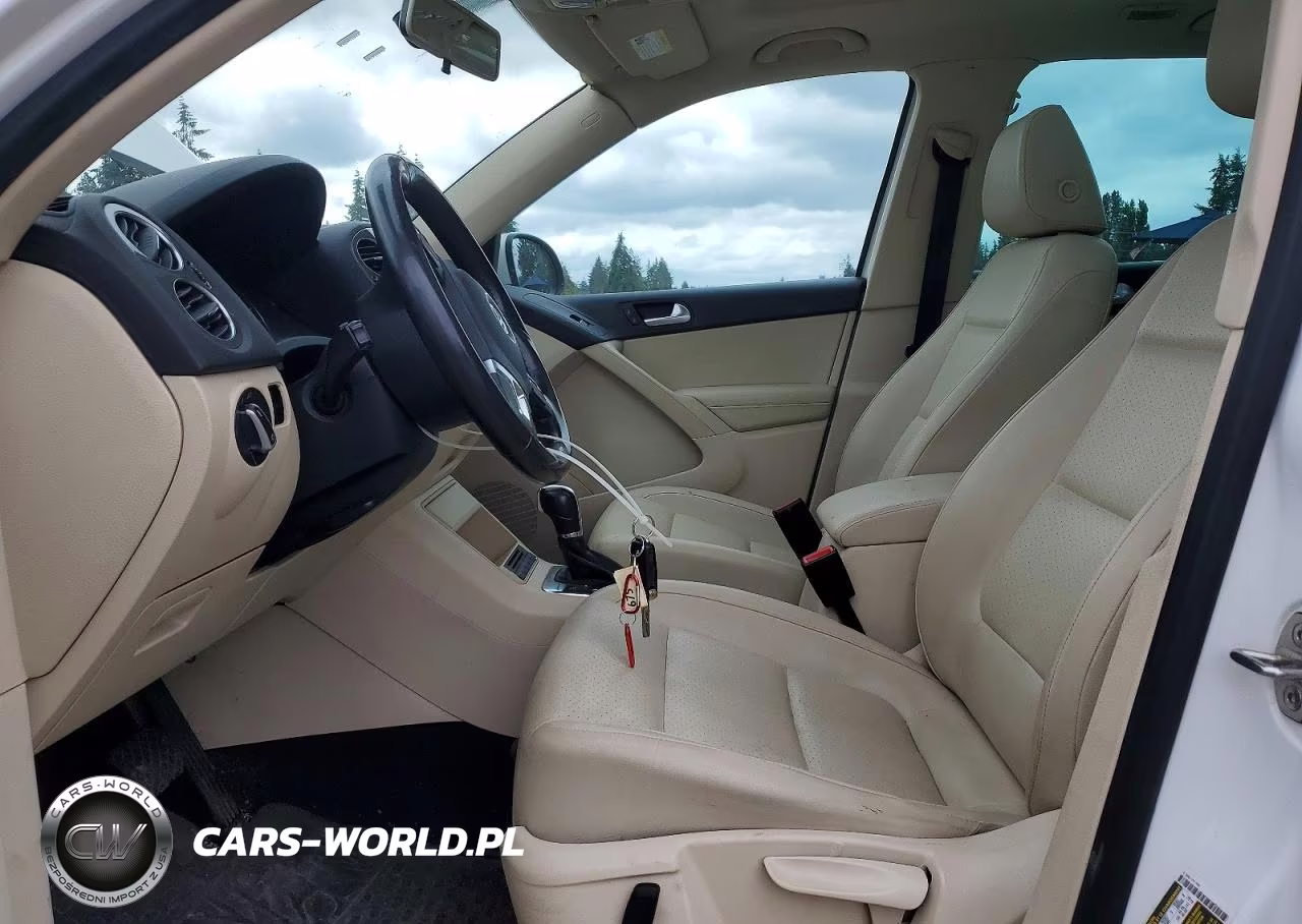 2012 Volkswagen Tiguan S VIN:WVGBV7AX8CW581906 - 7