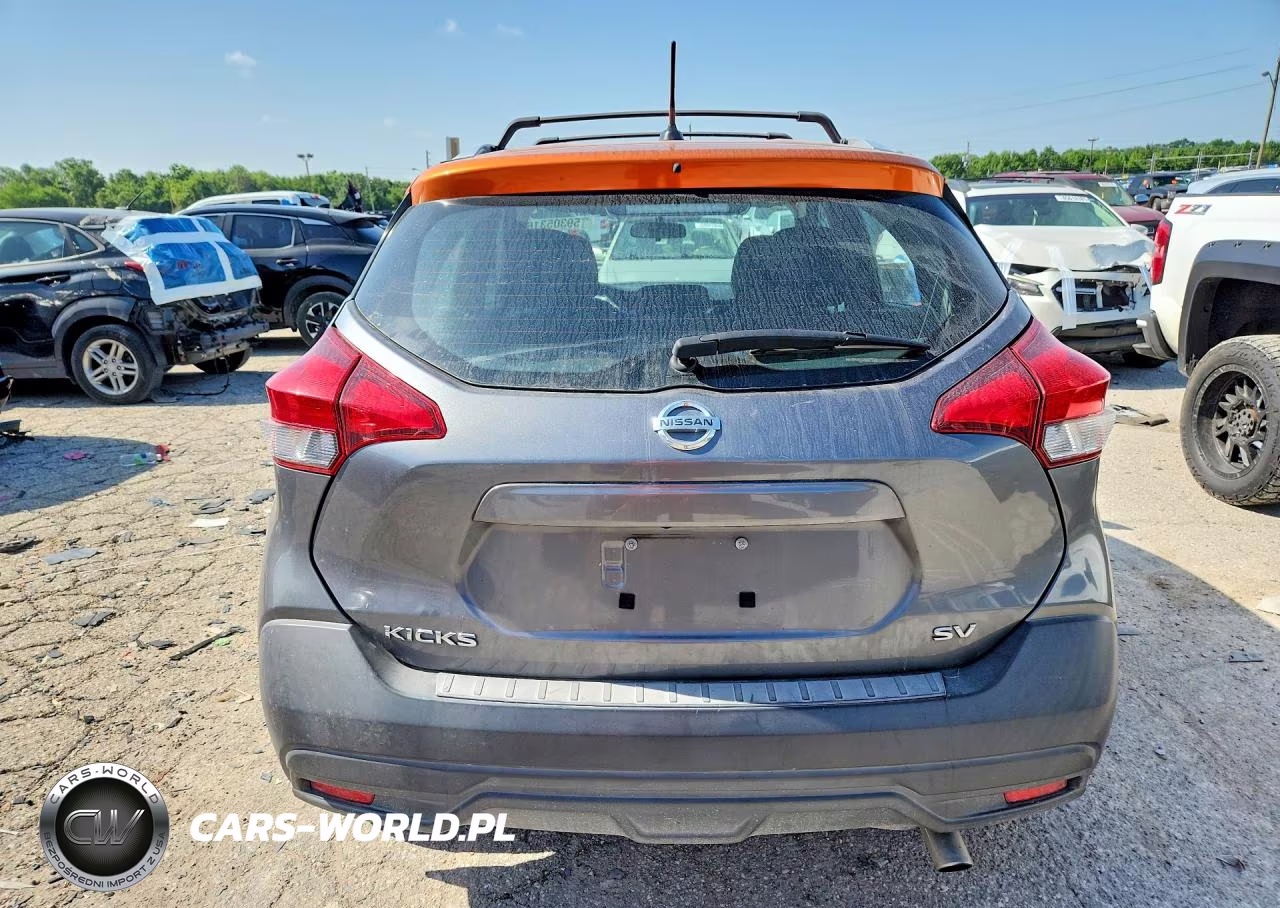 2019 Nissan Kicks Sv VIN:3N1CP5CUXKL568673 - 6