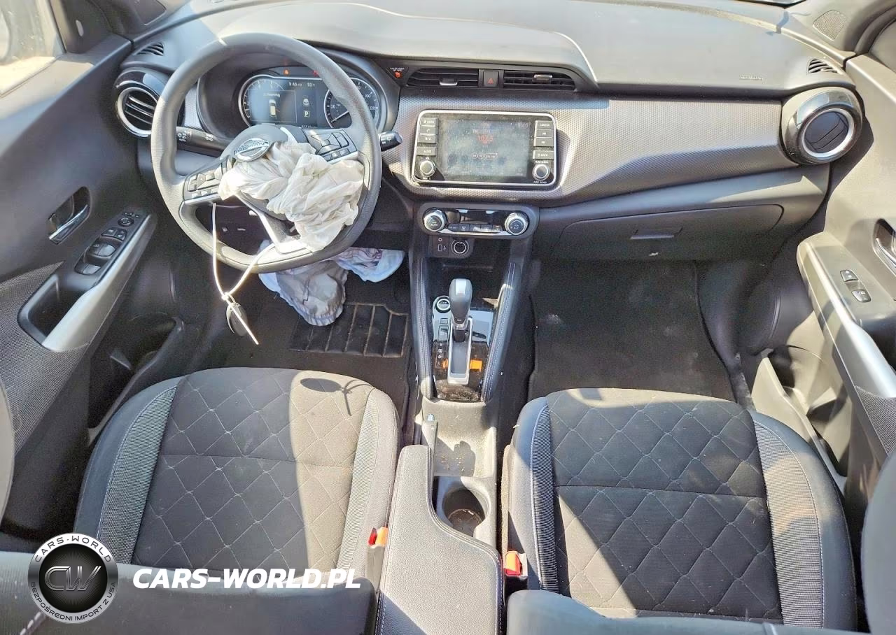 2019 Nissan Kicks Sv VIN:3N1CP5CUXKL568673 - 8