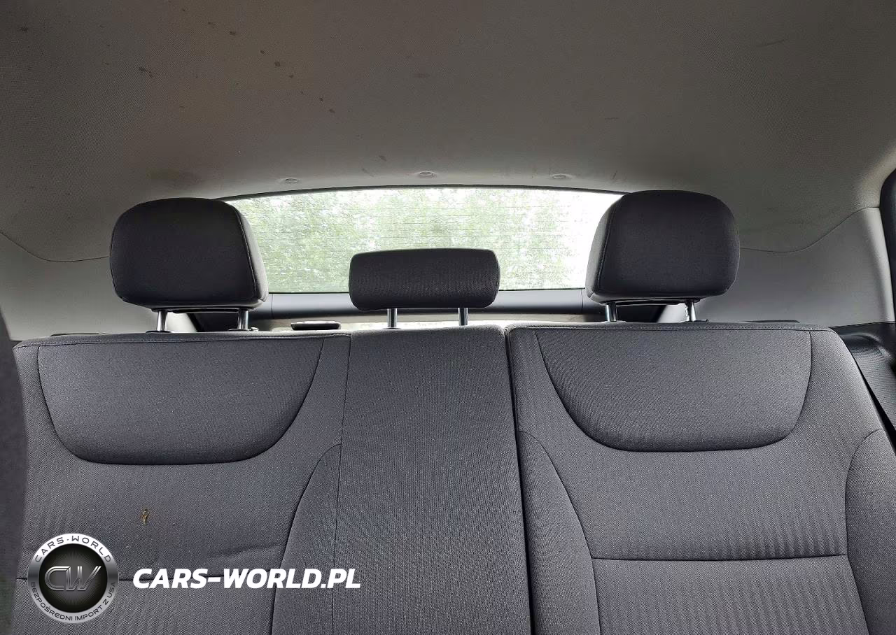 2020 Hyundai Ioniq Blue VIN:KMHC65LC2LU212700 - 10