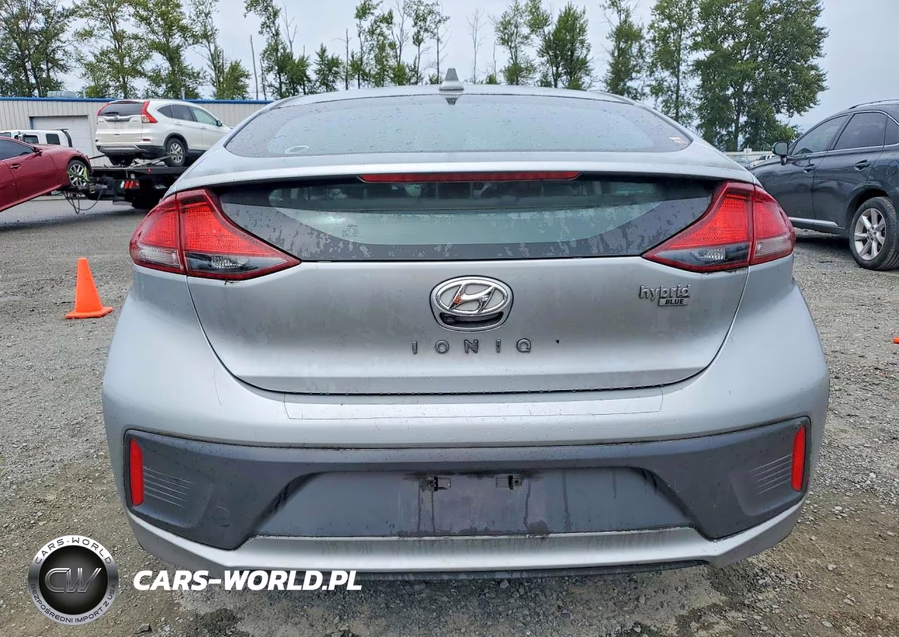 2020 Hyundai Ioniq Blue VIN:KMHC65LC2LU212700 - 6