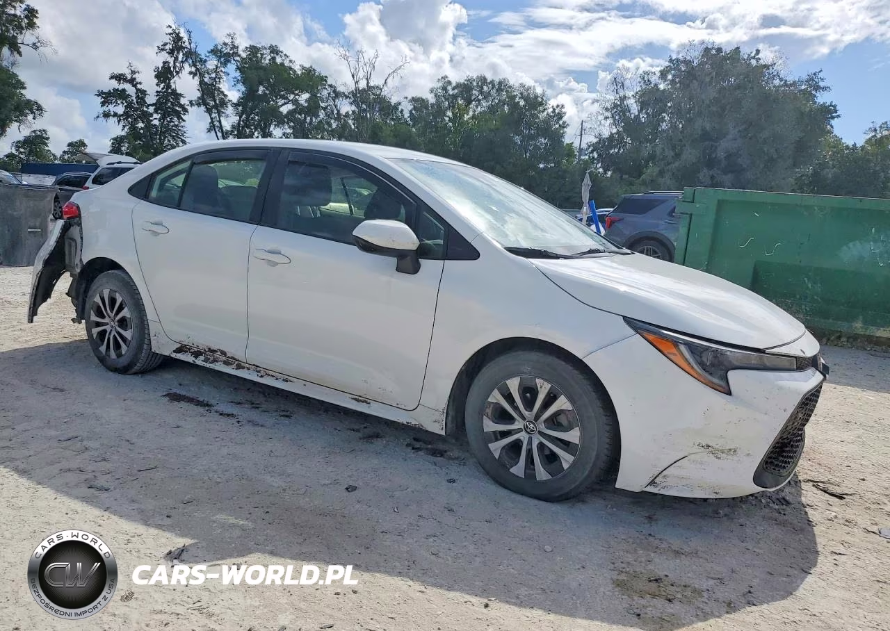 2022 Toyota Corolla Le VIN:JTDEAMDE0N3001185 - 4