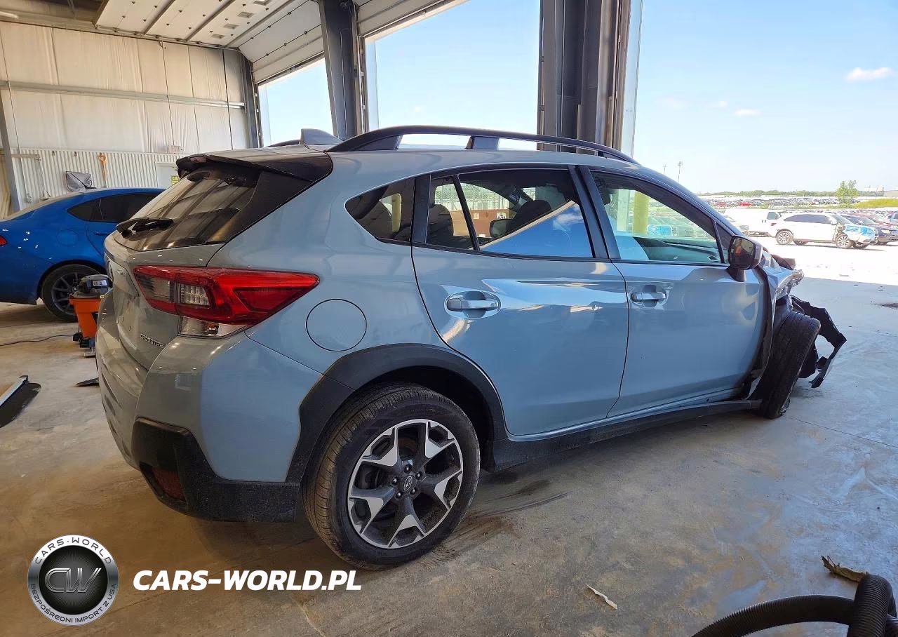 2020 Subaru Crosstrek Premium VIN:JF2GTAPC2L8226155 - 3