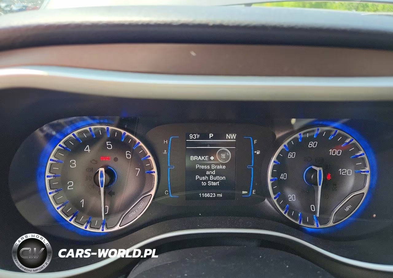 2017 Chrysler Pacifica Touring VIN:2C4RC1DG2HR552385 - 9