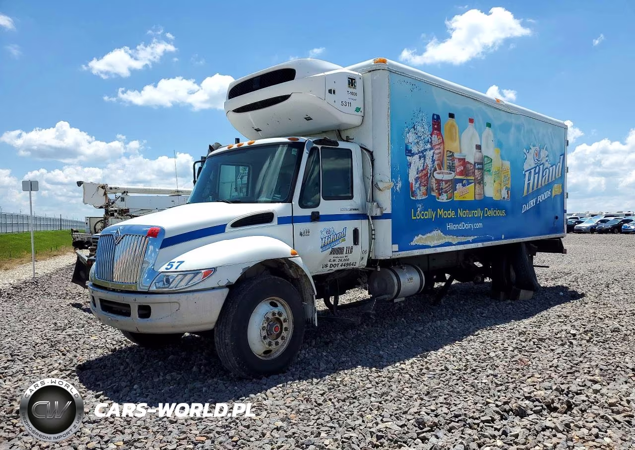 2006 International 4300 Refrigerated Box Truck