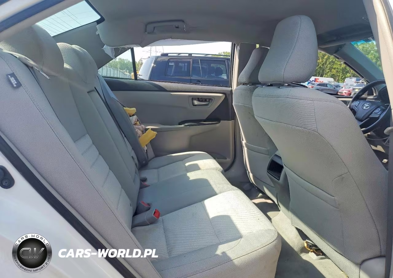 2015 Toyota Camry Le VIN:4T4BF1FK2FR487873 - 10