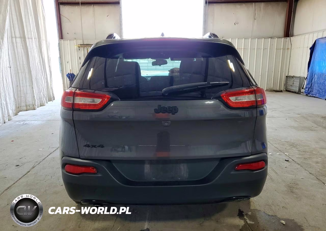 2015 Jeep Cherokee Latitude VIN:1C4PJMCB9FW775015 - 6