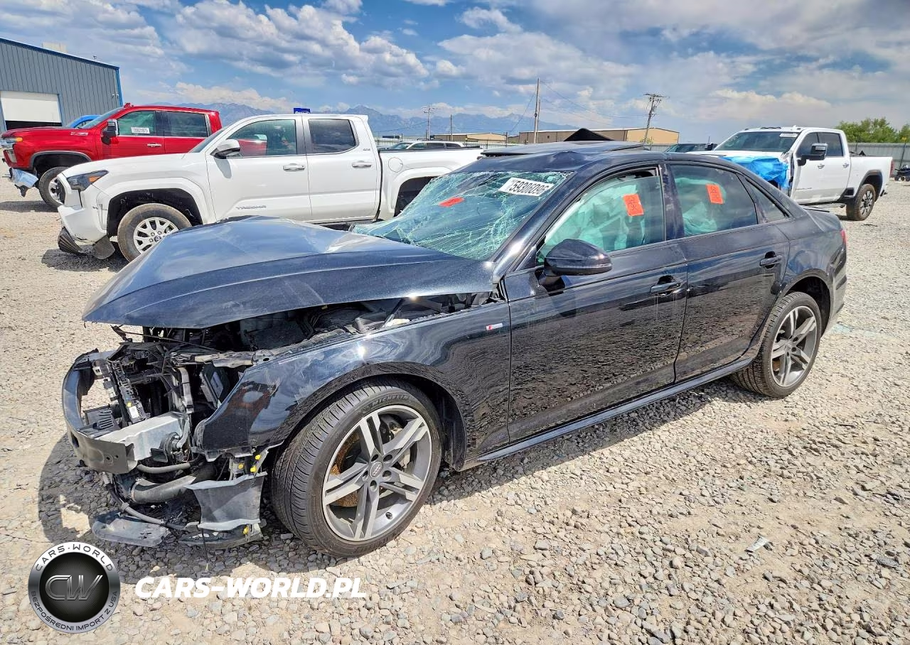 2017 Audi A4 Premium Plus VIN:WAUENAF46HN002385 - 1