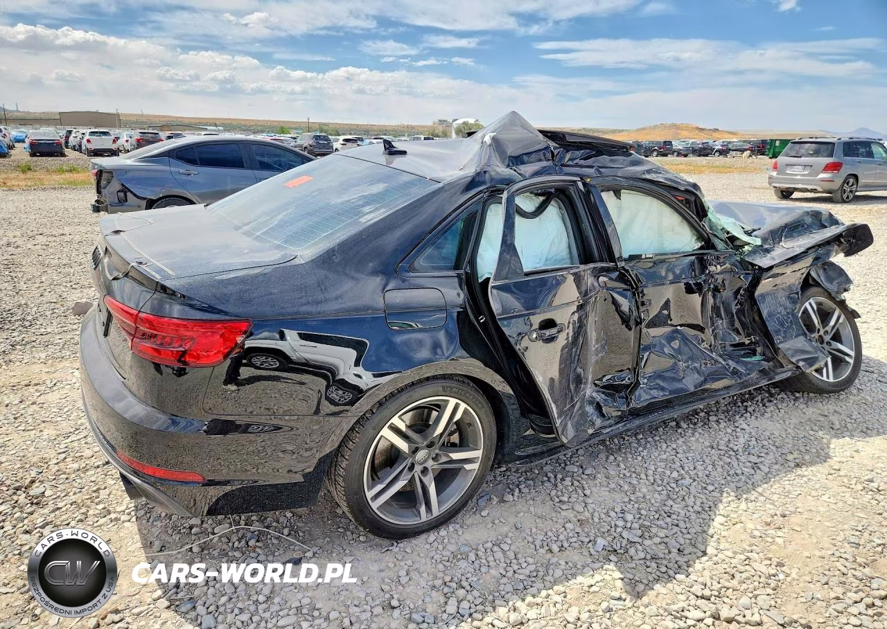 2017 Audi A4 Premium Plus VIN:WAUENAF46HN002385 - 3