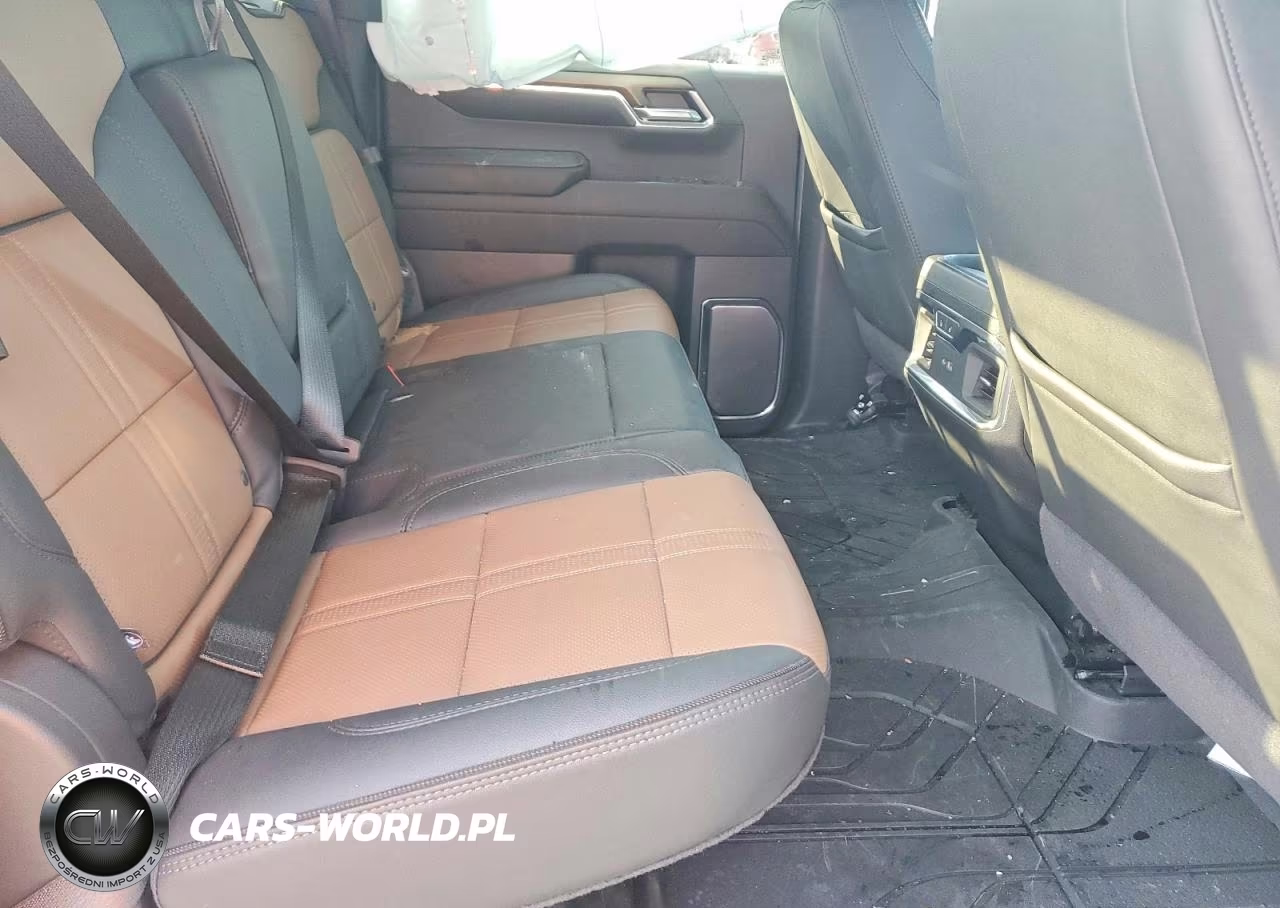 2024 Chevrolet Silverado K1500 High Country VIN:1GCUDJELXRZ295194 - 10