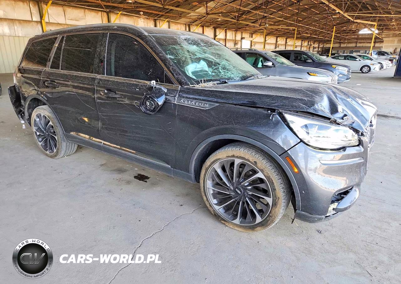 2020 Lincoln Aviator Reserve VIN:5LM5J7XC1LGL05670 - 4