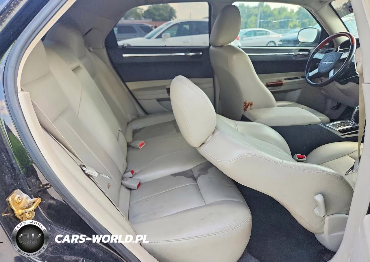 2006 Chrysler 300 Touring VIN:2C3KA53G06H170671 - 10
