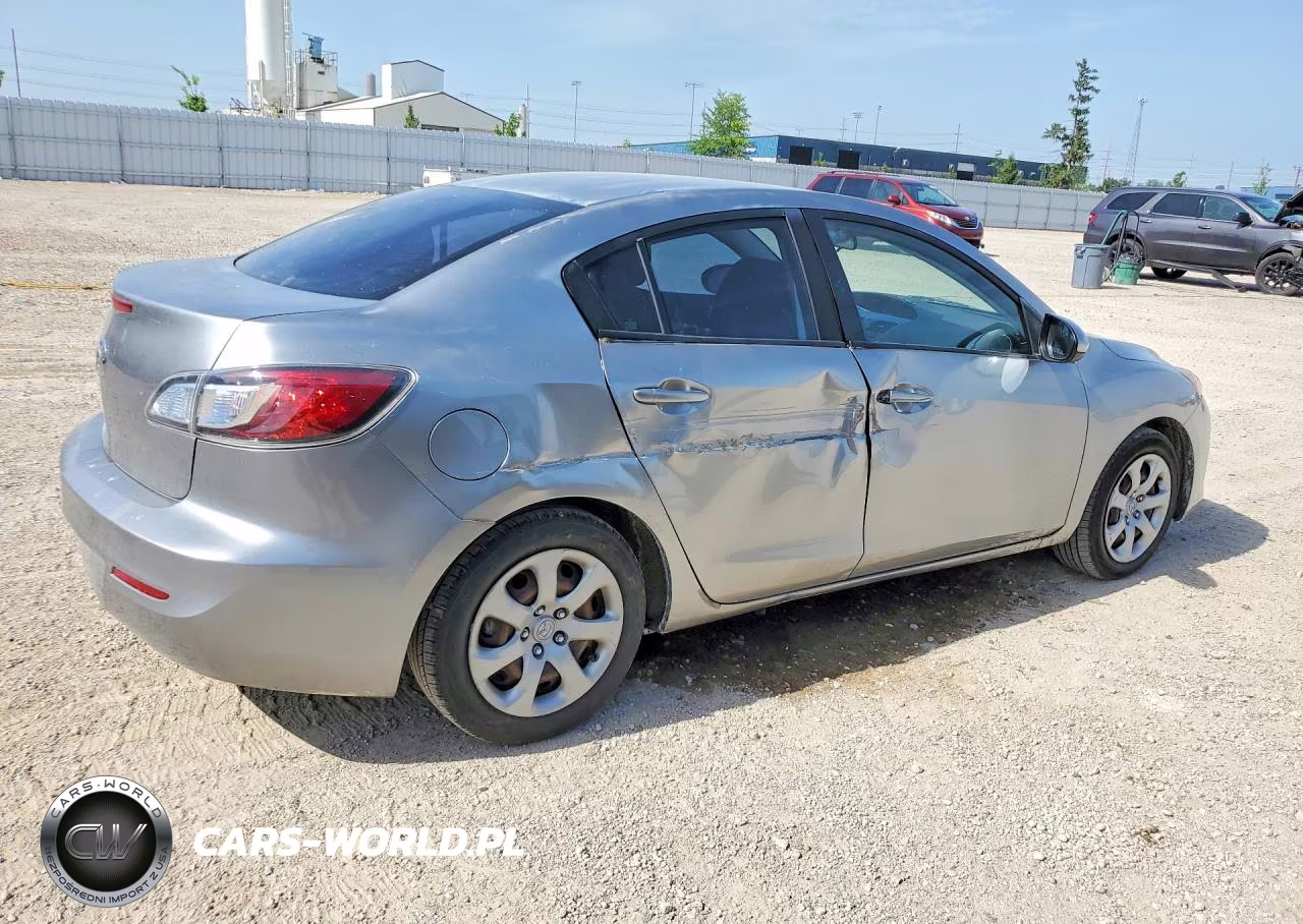 2012 Mazda Mazda3 Sport VIN:JM1BL1UF4C1619137 - 3