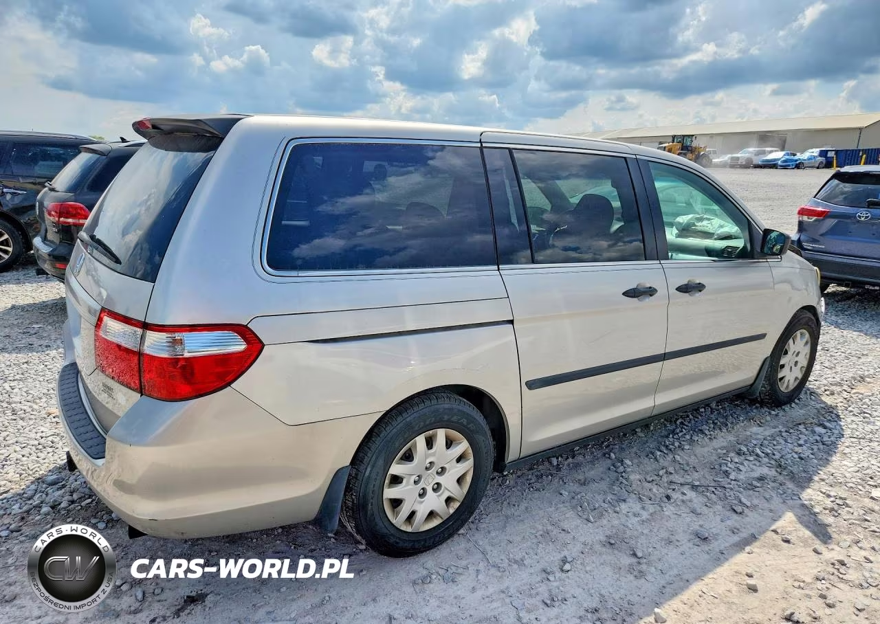 2006 Honda Odyssey Lx VIN:5FNRL38226B123802 - 3