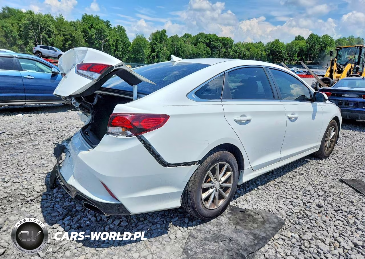 2018 Hyundai Sonata Se VIN:5NPE24AF3JH701128 - 3