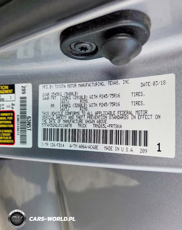 2018 Toyota Tacoma Sr VIN:5TFAX5GN2JX116078 - 12