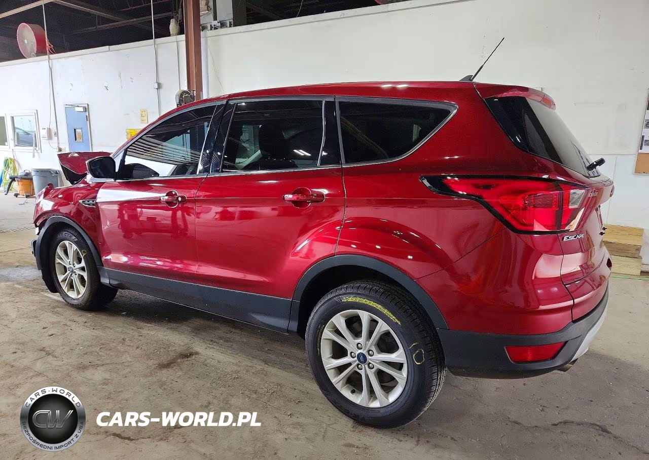 2019 Ford Escape Se VIN:1FMCU0GD7KUA05066 - 2