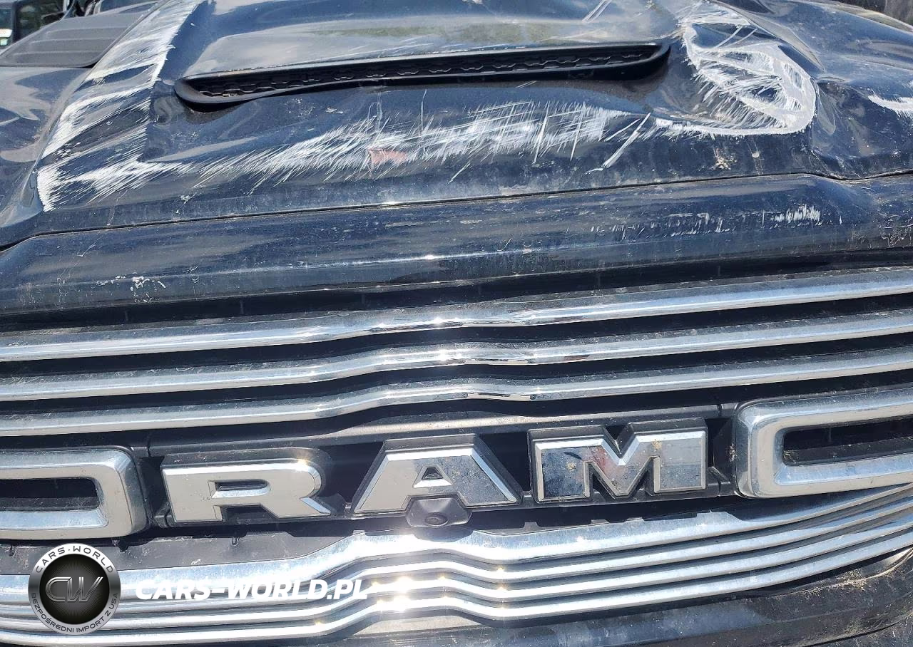 2024 Ram 2500 Laramie VIN:3C6UR5FJ9RG235601 - 11