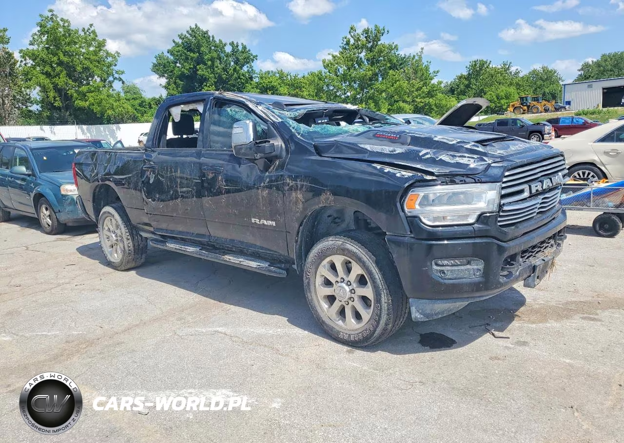 2024 Ram 2500 Laramie VIN:3C6UR5FJ9RG235601 - 4