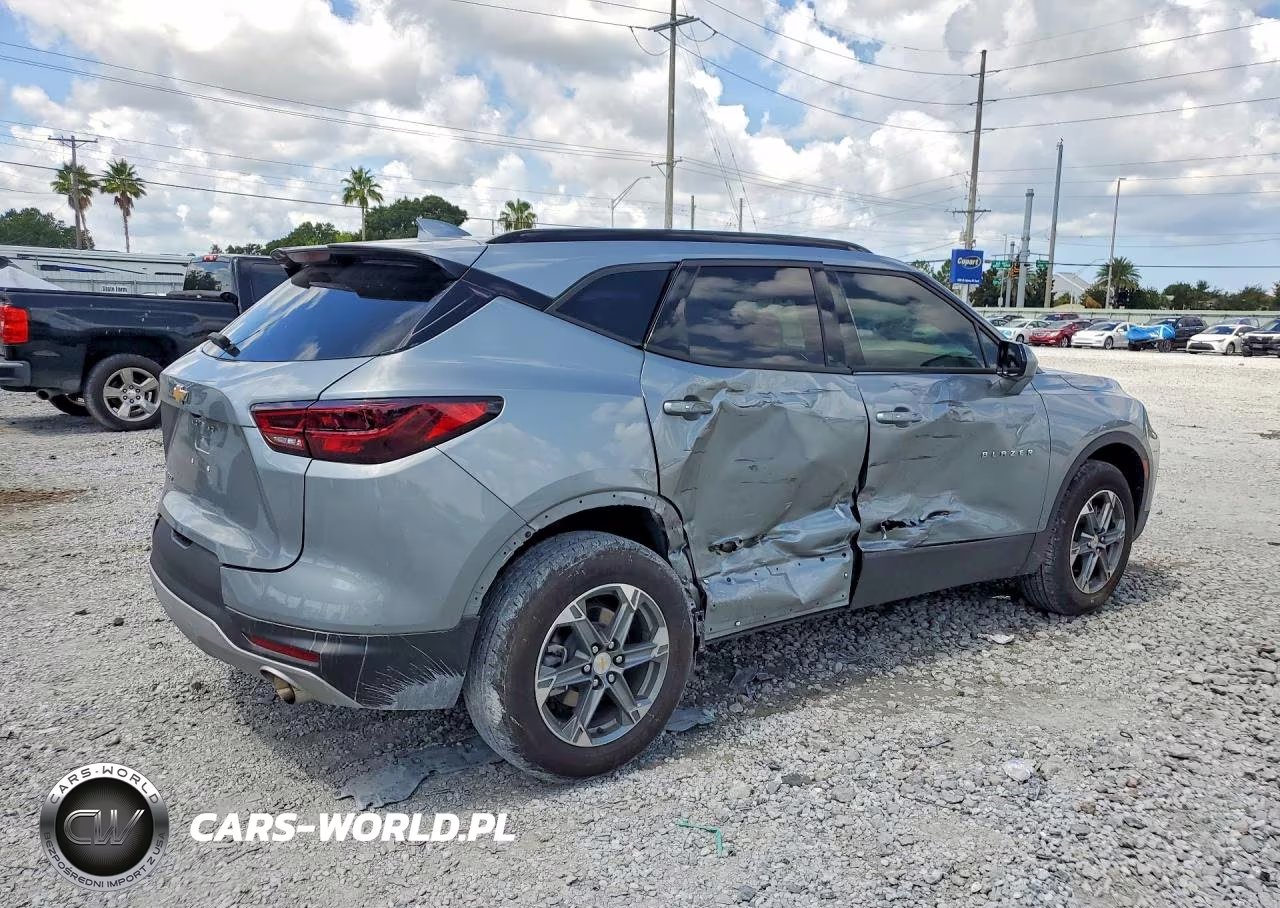 2024 Chevrolet Blazer 2Lt VIN:3GNKBCR45RS282966 - 3