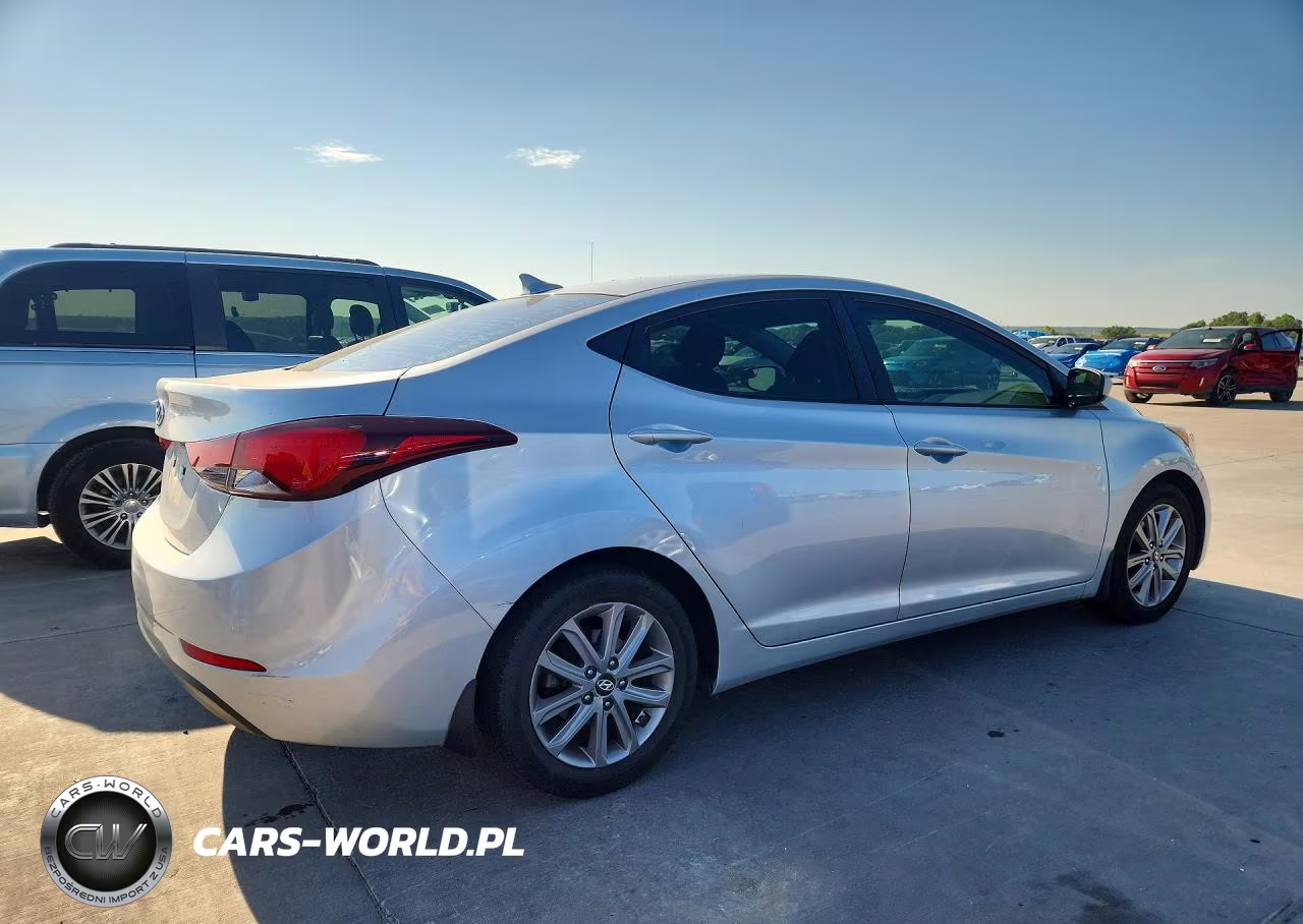 2014 Hyundai Elantra Se VIN:5NPDH4AE1EH505731 - 3