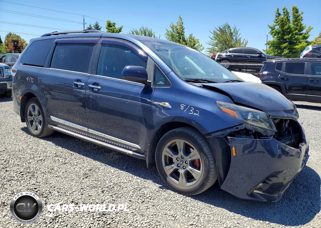 2019 Toyota Sienna Se Premium 7-Passenger VIN:5TDEZ3DC8KS211383 - 4